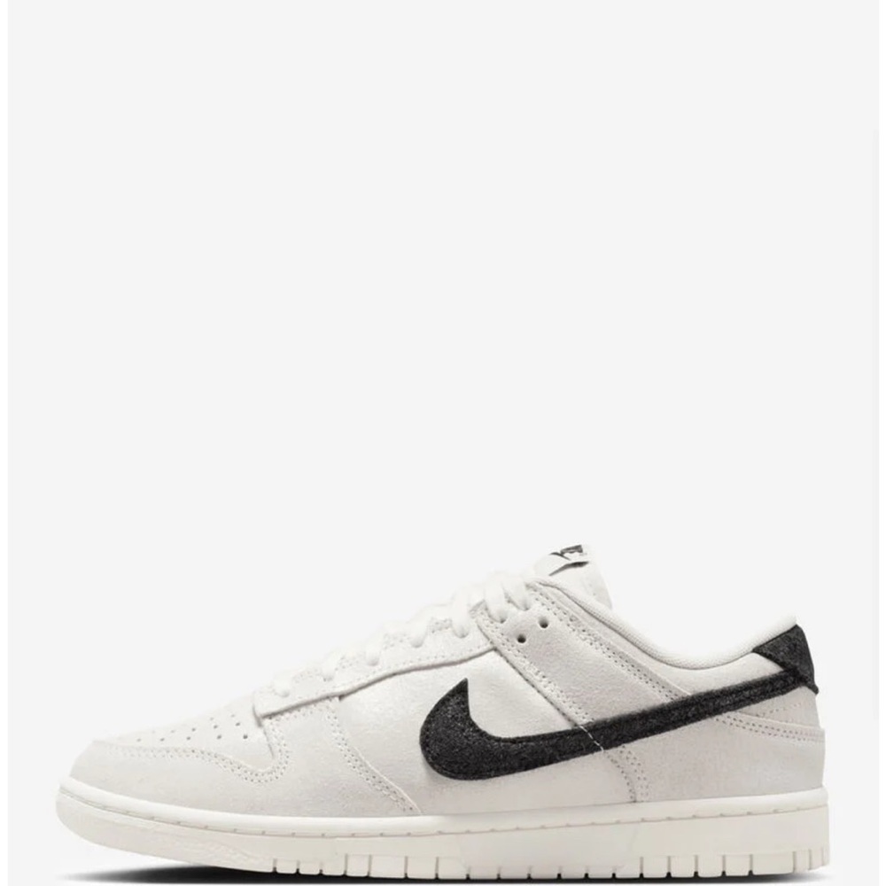 Women’s Dunk Low SE